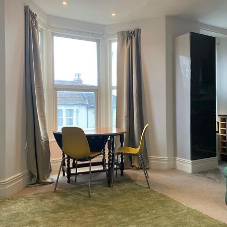 Central 2 Bed Flat. Free Parking 브리스틀 외부 사진