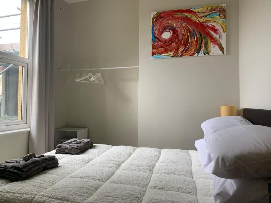 Central 2 Bed Flat. Free Parking 브리스틀 외부 사진